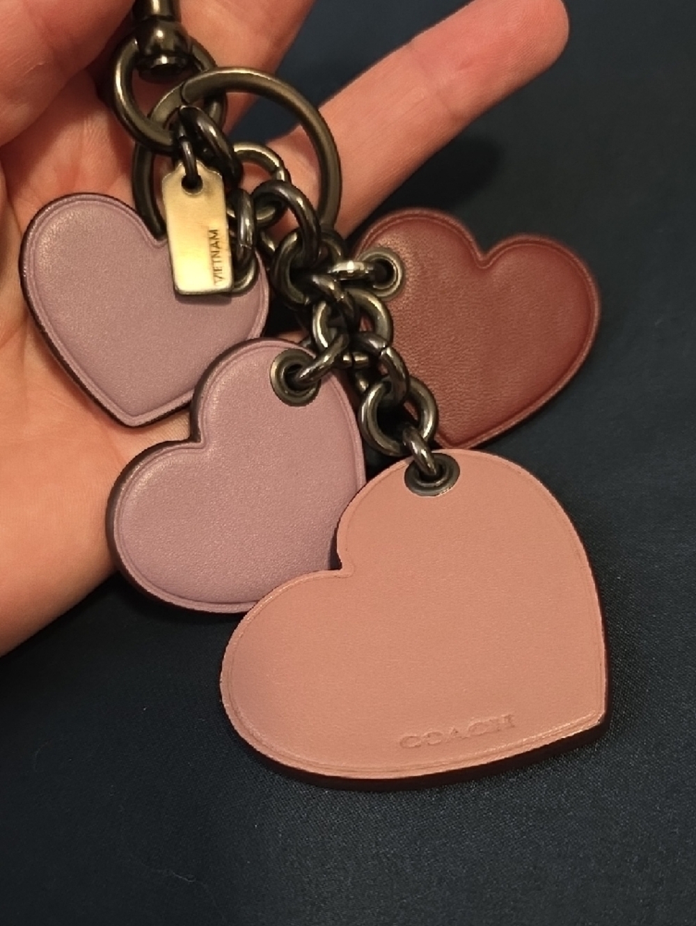 Coach Multi Heart Cluster Pink & Rose Leather GunMetal Keychain Purse Bag Charm - Picture 4 of 6